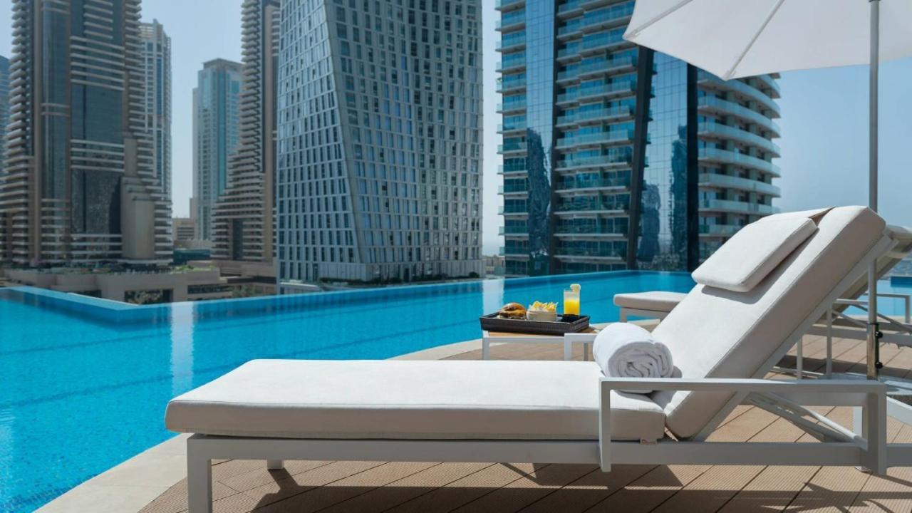 Desert Living Luxury Condo - Jumeirah Living Marina Gate Dubái Exterior foto
